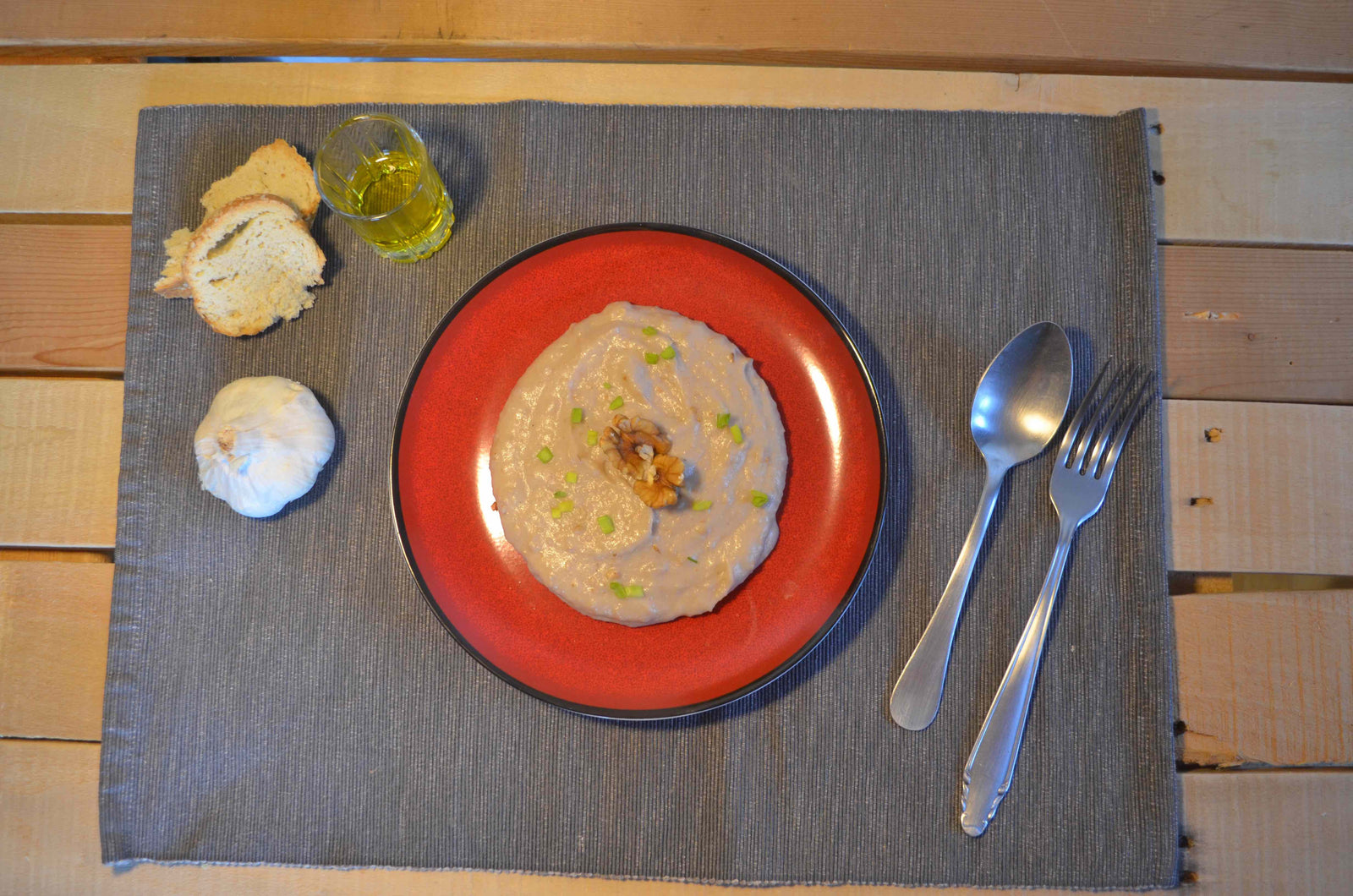 Skordalia recipe, garlic dip