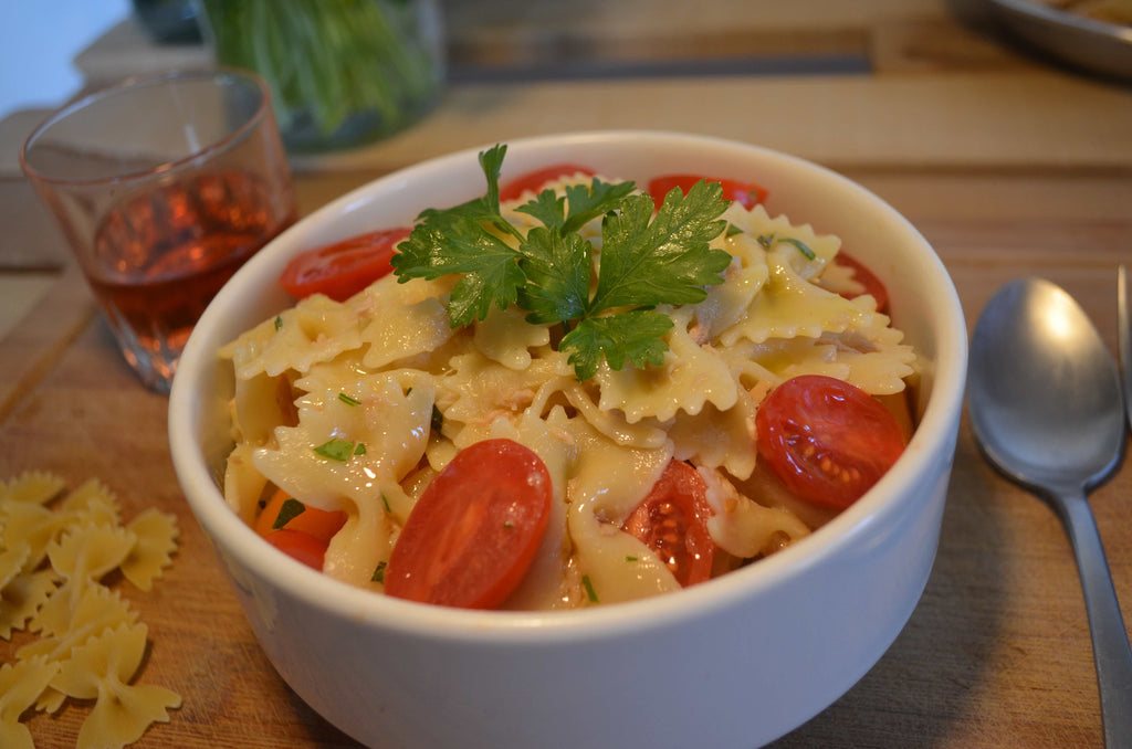 Delicious salad recipe with bow tie pasta nad tuna